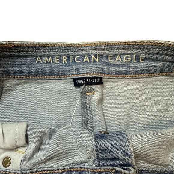 NWT American Eagle Super Stretch Hi-Rise A-Line Light Wash Button Up Skirt 14 - Picture 3 of 7